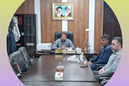 دیدار آقای نبی فالحی مسئول کتابخانه های شهرستان دشت آزادگان با شهردار ابوحمیظه