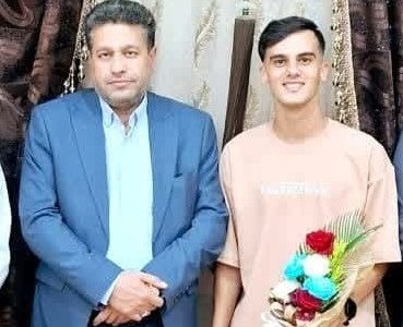تجلیل شهردار ابوحمیظه از یوسف مزرعه بازیکن تیم ملی فوتبال جوانان ایران