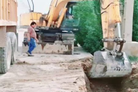 شروع به کار  پروژه‌ی جمع آوری و هدایت آب‌های سطحی از محل اعتبارات تملک و دارایی۱۴۰۴